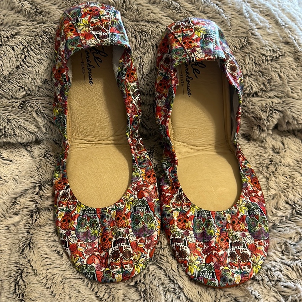 The Storehouse Flats Watercolor Candy Skulls. NWT